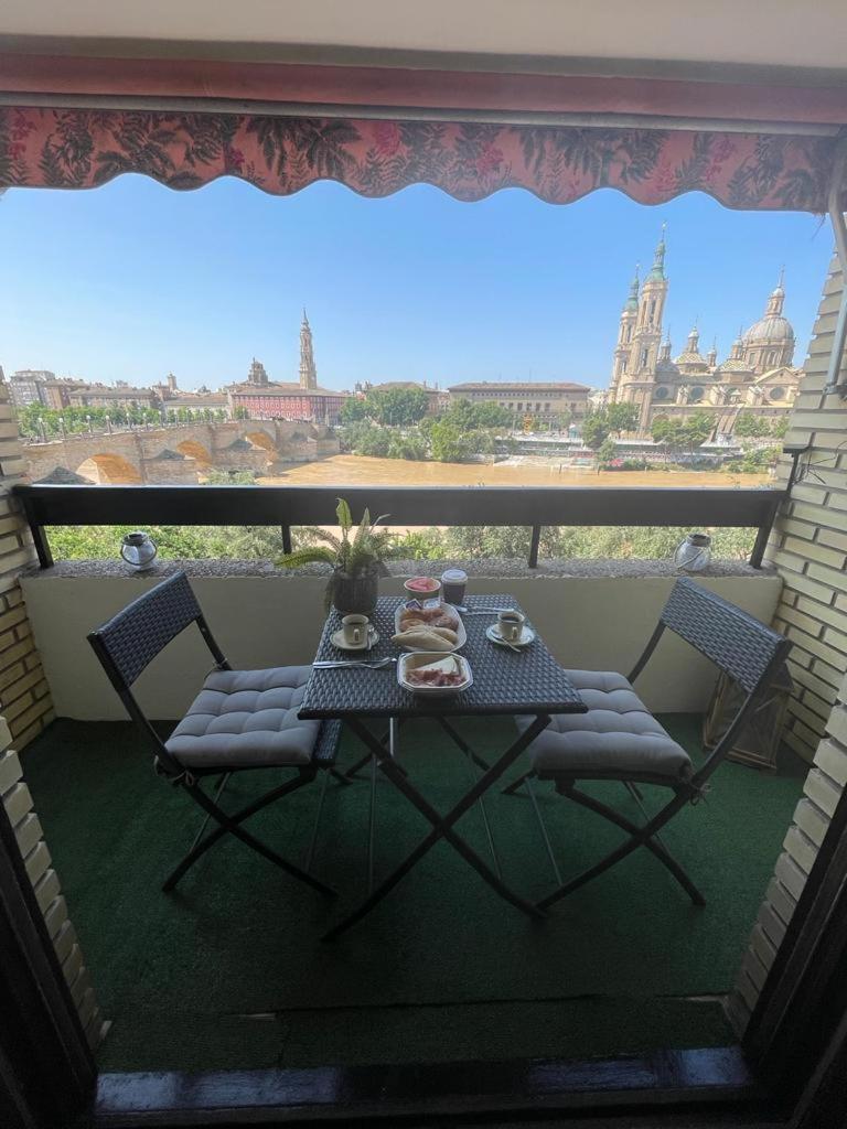 Apartamento Con Vistas Al Pilar Con Aparcamiento Privado Saragozza Esterno foto