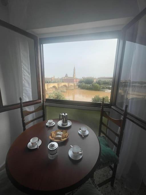 Apartamento Con Vistas Al Pilar Con Aparcamiento Privado Saragozza Esterno foto